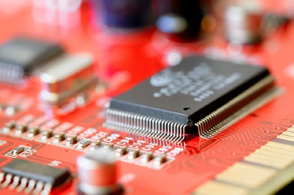 中國科大實(shí)現(xiàn)硅基量子芯片中自旋軌道耦合強(qiáng)度的高效調(diào)控 中國科大實(shí)現(xiàn)硅基量子芯片中自旋軌道耦合強(qiáng)度的高效調(diào)控